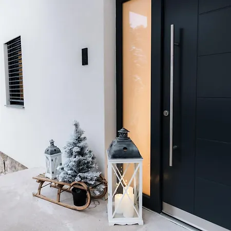 Apartmaji Vouk - Sodobni Apartmaji V Objemu Narave - Lukanja - Rogla - Primerno Za Pare In Druzine - Sprostitev In Aktivno Prezivljanje Prostega Casa Lejlighedshotel