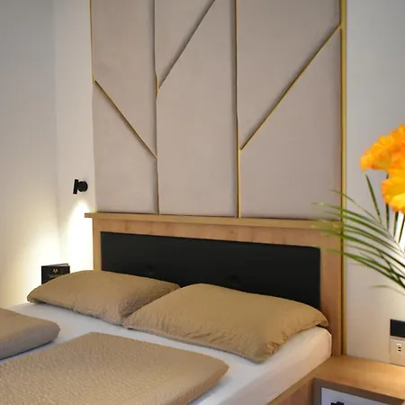 Apartahotel Apartmaji Vouk - Sodobni Apartmaji V Objemu Narave - Lukanja - Rogla - Primerno Za Pare In Druzine - Sprostitev In Aktivno Prezivljanje Prostega Casa 4*