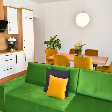 Apartmaji Vouk - Sodobni Apartmaji V Objemu Narave - Lukanja - Rogla - Primerno Za Pare In Druzine - Sprostitev In Aktivno Prezivljanje Prostega Casa 4* Oplotnica