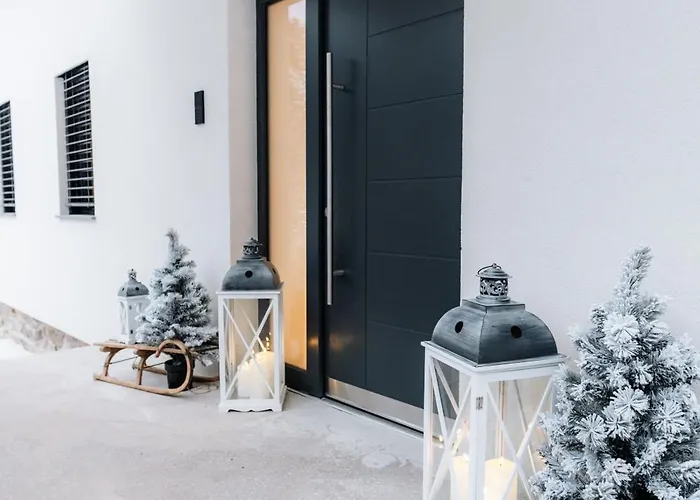 Apartmaji Vouk - Sodobni Apartmaji V Objemu Narave - Lukanja - Rogla - Primerno Za Pare In Druzine - Sprostitev In Aktivno Prezivljanje Prostega Casa Aparthotel Oplotnica