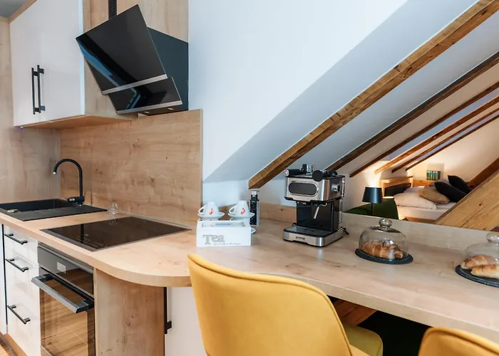 Aparthotel Apartmaji Vouk - Sodobni Apartmaji V Objemu Narave - Lukanja - Rogla - Primerno Za Pare In Druzine - Sprostitev In Aktivno Prezivljanje Prostega Casa Oplotnica