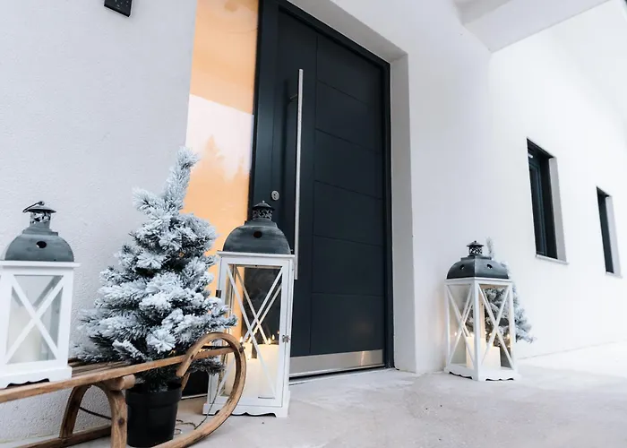 Apartmaji Vouk - Sodobni Apartmaji V Objemu Narave - Lukanja - Rogla - Primerno Za Pare In Druzine - Sprostitev In Aktivno Prezivljanje Prostega Casa Aparthotel Oplotnica